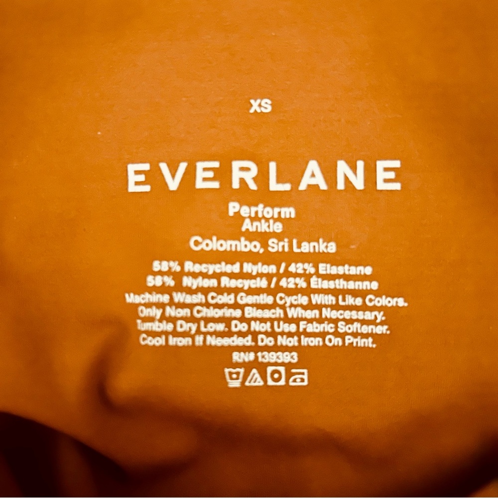 EUC EVERLANE The perform leggings ankle length - Picture 6 of 6